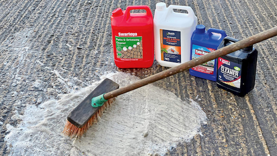 The Path to a Pristine Driveway: Your Comprehensive Guide to Effective Driveway Cleaners