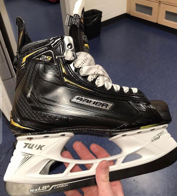 bauer-supreme-2s-pro-skates-2
